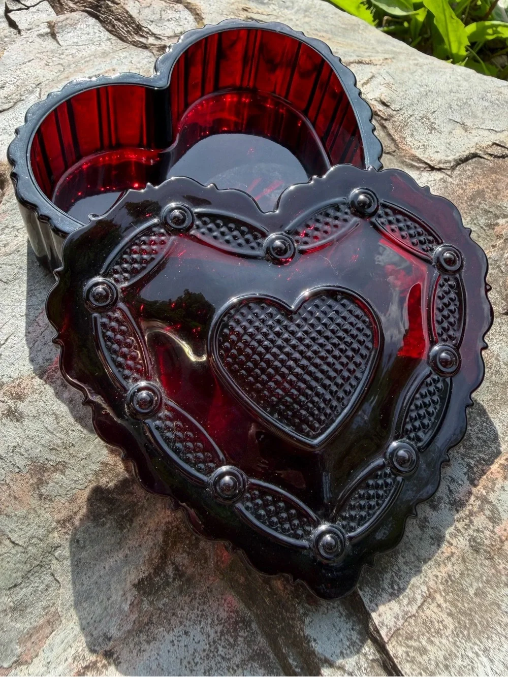 Vintage Avon Heart Cape Cod Red Glass Jewelry Trinket Dish